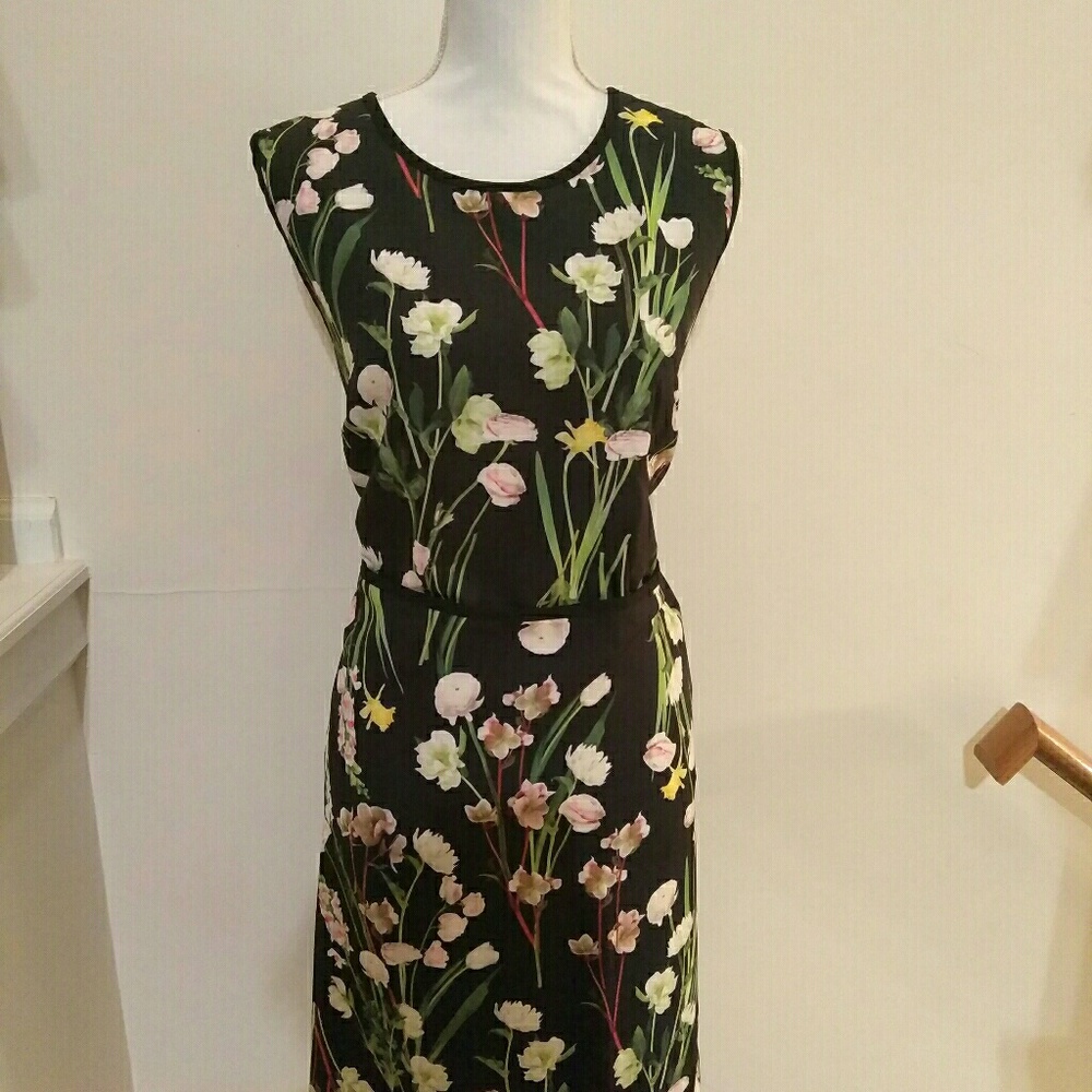 Victoria Beckham Black floral dress
